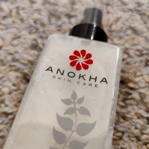 Anokha Black Tea & Licorice Root Brightening Cleanser